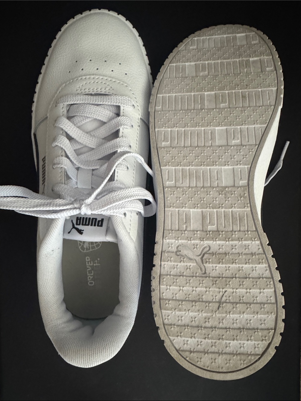 Puma White and Black Shoes Size 8.5